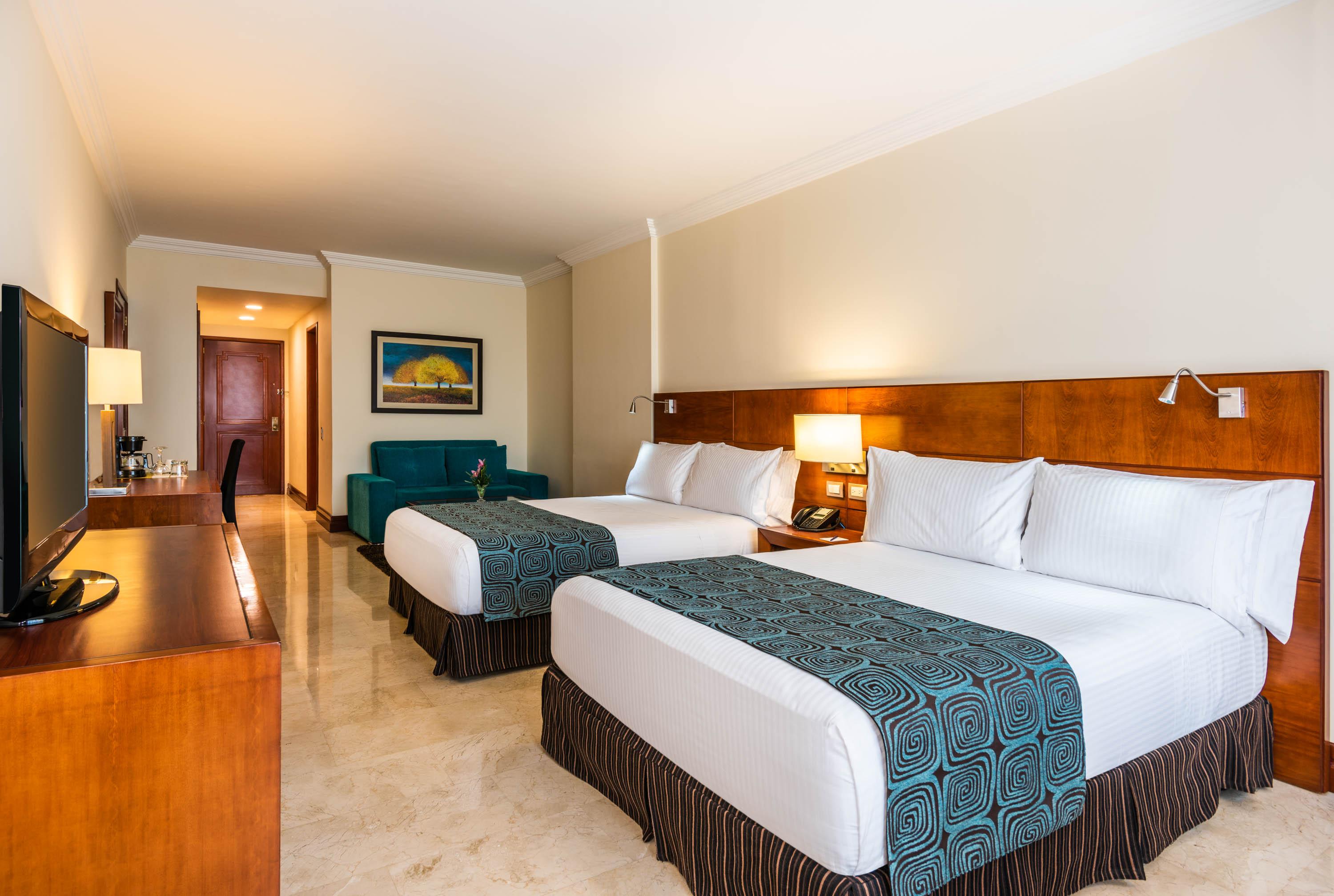 Hotel Dann Carlton بوكارامانغا المظهر الخارجي الصورة