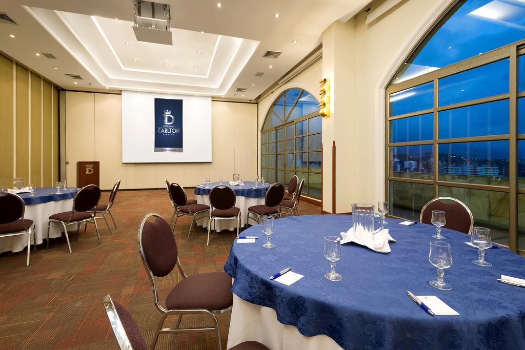 Hotel Dann Carlton بوكارامانغا المظهر الخارجي الصورة Meeting room