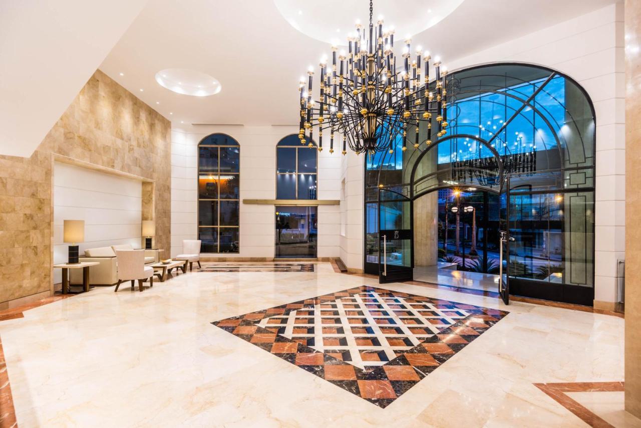 Hotel Dann Carlton بوكارامانغا المظهر الخارجي الصورة Lobby